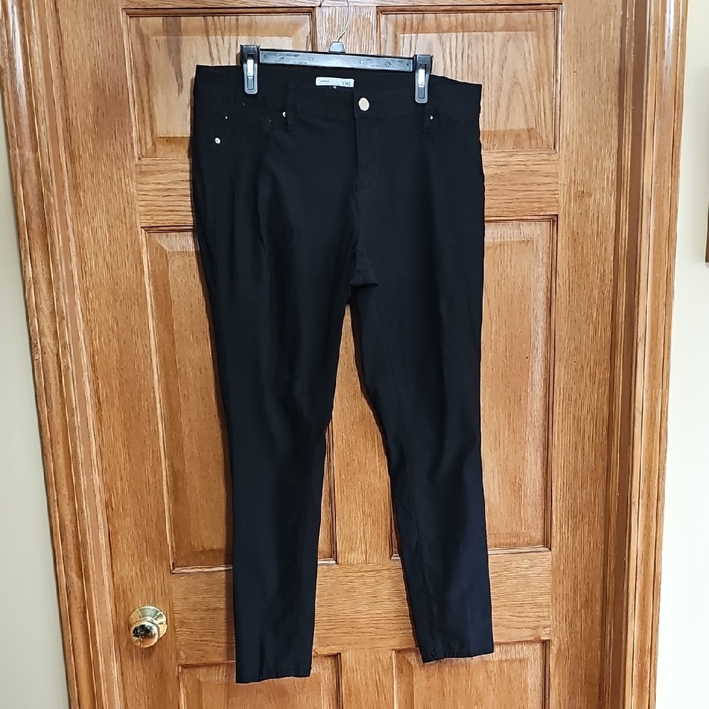 Women's Black Jeans